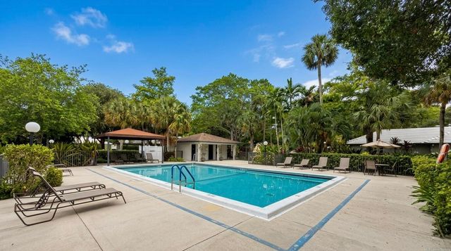 1019 E Cypress Drive, Pompano Beach, FL 33069