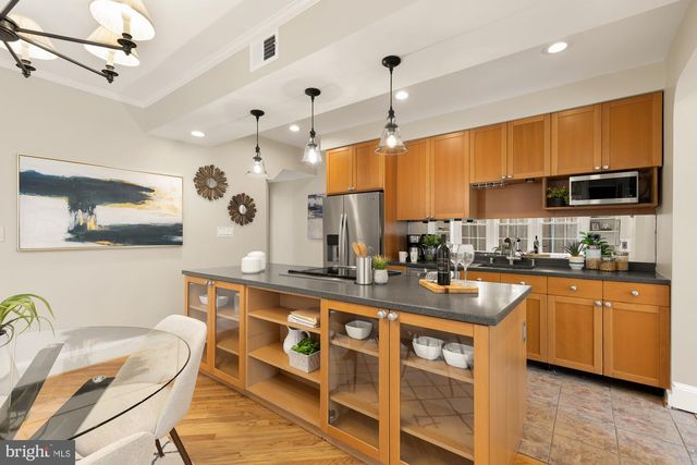 3414 PORTER ST NW, Washington, DC 20016