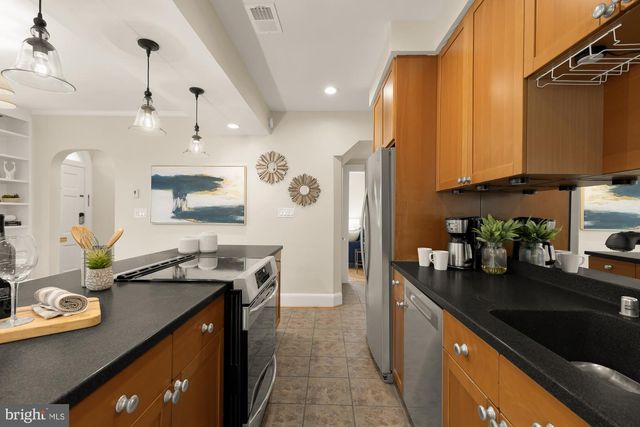 3414 PORTER ST NW, Washington, DC 20016