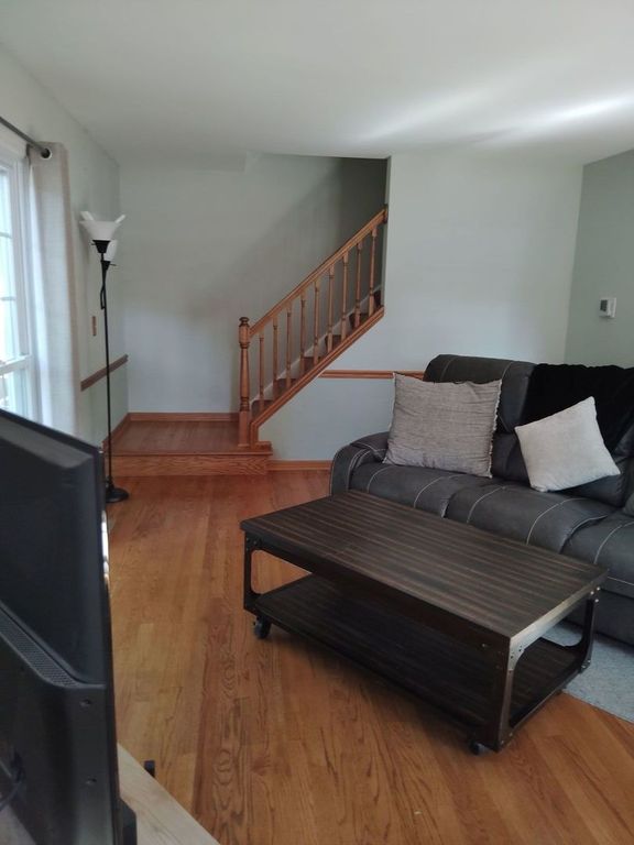 1670 Monticello Court B, Wheaton, IL 60189 — photo 3