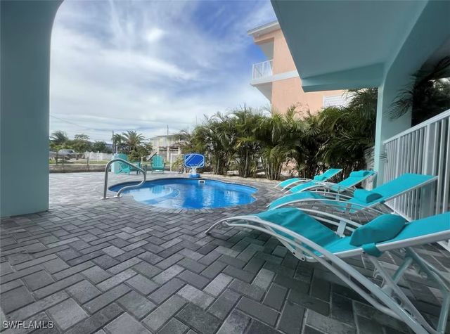 1021 82nd ST, Marathon, FL 33050