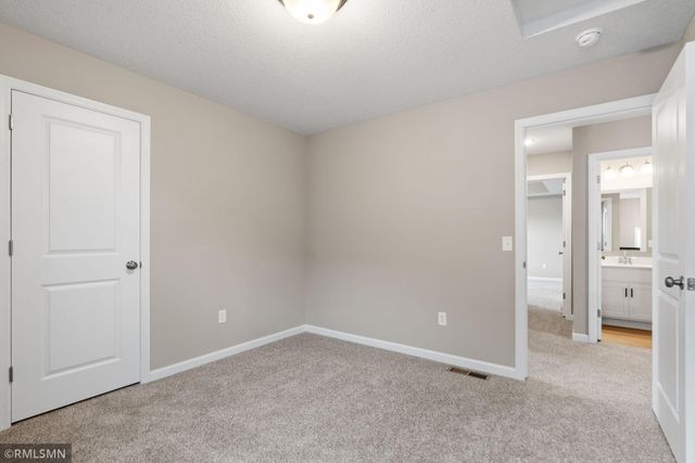 6273 Rachele Avenue NE, Otsego, MN 55374