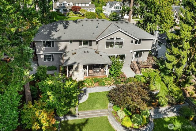 10461 SE 23rd Street, Bellevue, WA 98004
