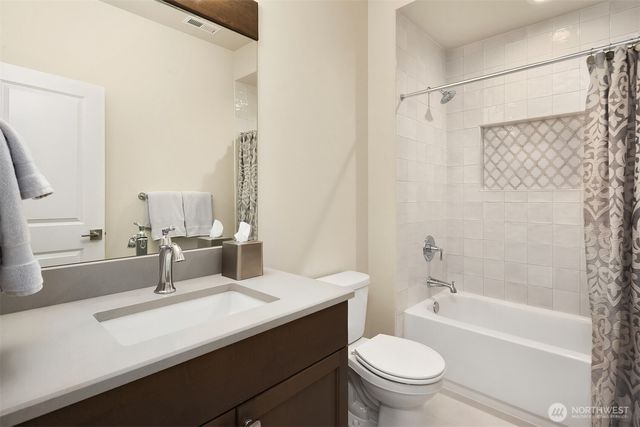 10461 SE 23rd Street, Bellevue, WA 98004
