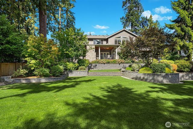 10461 SE 23rd Street, Bellevue, WA 98004