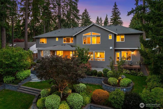 10461 SE 23rd Street, Bellevue, WA 98004