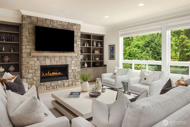 10461 SE 23rd Street, Bellevue, WA 98004