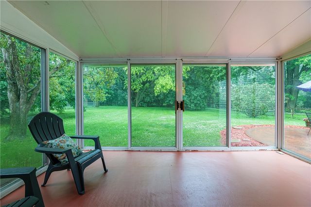 25 Redwood Drive, Penfield, NY 14526