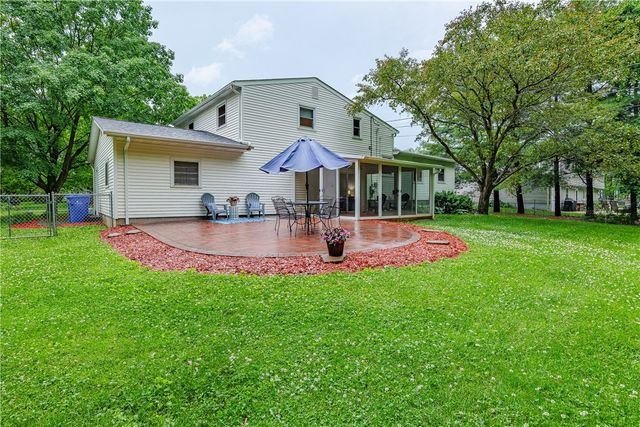 25 Redwood Drive, Penfield, NY 14526