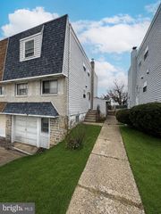 2722 MAXWELL ST, Philadelphia, PA 19136