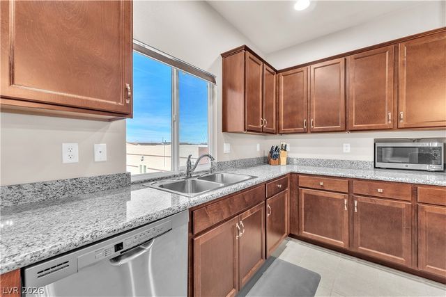 5878 Iris Vineyards Avenue, Las Vegas, NV 89141