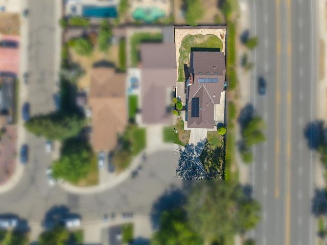 8100 Halladale Ct, Sacramento, CA 95829