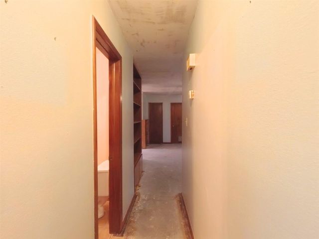 102 E D Ave, Cache, OK 73527