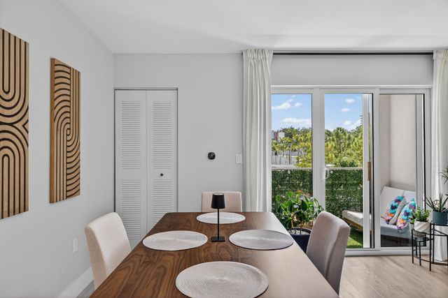 2535 NE 193rd Street 3203, Miami, FL 33180