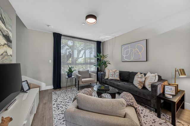 2535 NE 193rd Street 3203, Miami, FL 33180