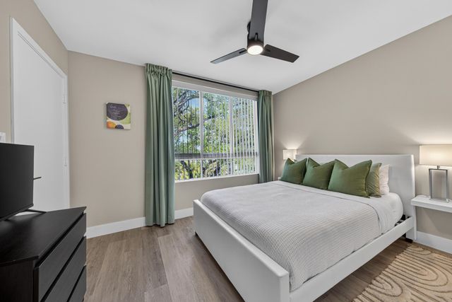 2535 NE 193rd Street 3203, Miami, FL 33180