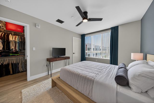 2535 NE 193rd Street 3203, Miami, FL 33180