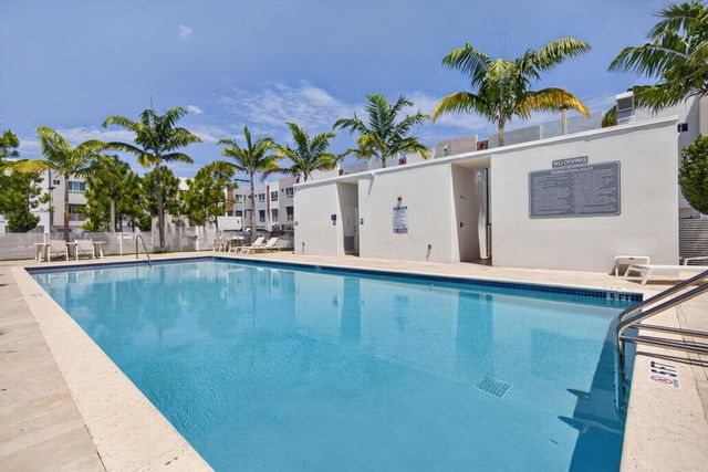2535 NE 193rd Street 3203, Miami, FL 33180