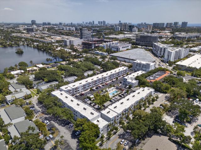 2535 NE 193rd Street 3203, Miami, FL 33180