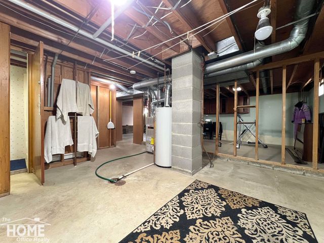 809 Moore Street, Owosso, MI 48867