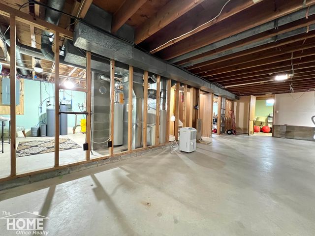 809 Moore Street, Owosso, MI 48867