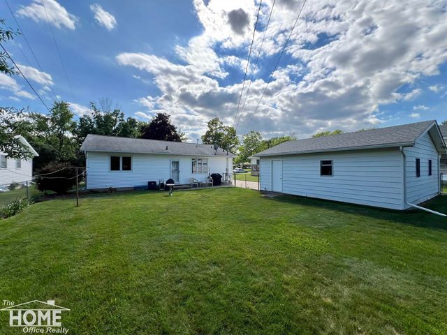 809 Moore Street, Owosso, MI 48867