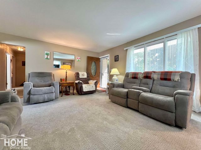 809 Moore Street, Owosso, MI 48867