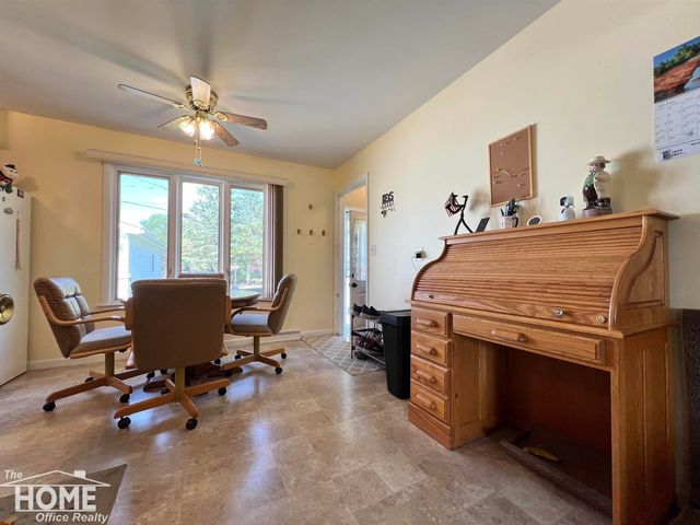 809 Moore Street, Owosso, MI 48867