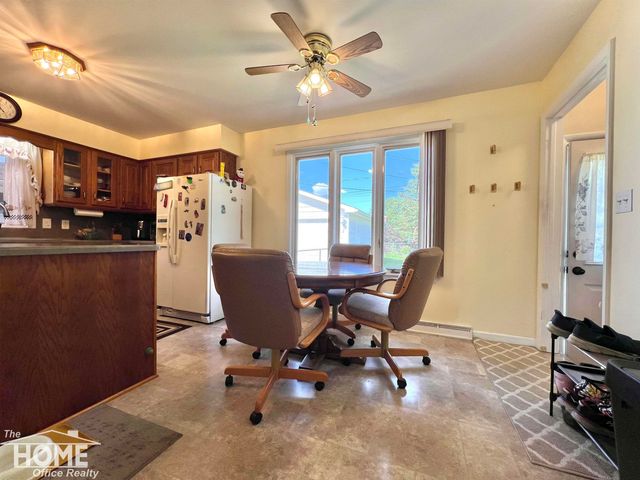 809 Moore Street, Owosso, MI 48867