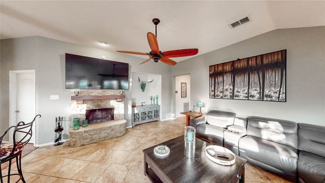 104 Island Circle, Shady Shores, TX 76208