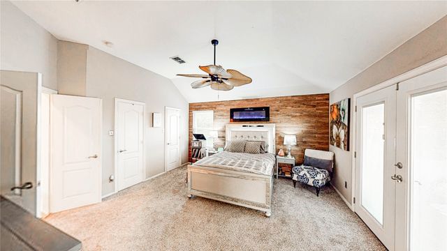104 Island Circle, Shady Shores, TX 76208