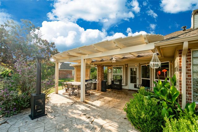 104 Island Circle, Shady Shores, TX 76208