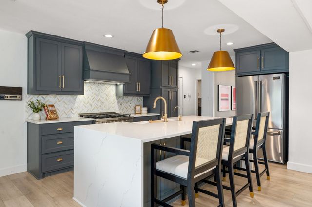 709 Pennsylvania Drive, Denton, TX 76205