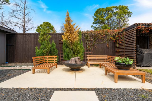 709 Pennsylvania Drive, Denton, TX 76205