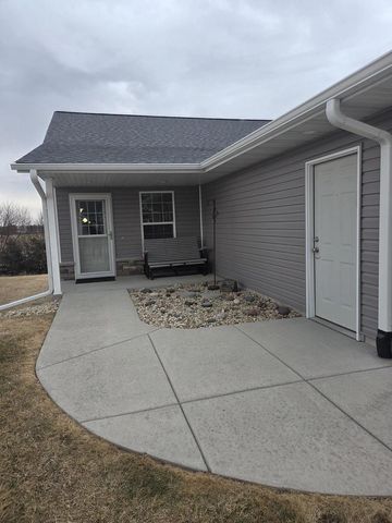 1207 Cody Parkway, Platteville, WI 53818