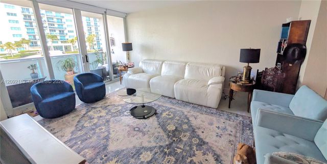7501 E Treasure Drive 2M, North Bay Village, FL 33141