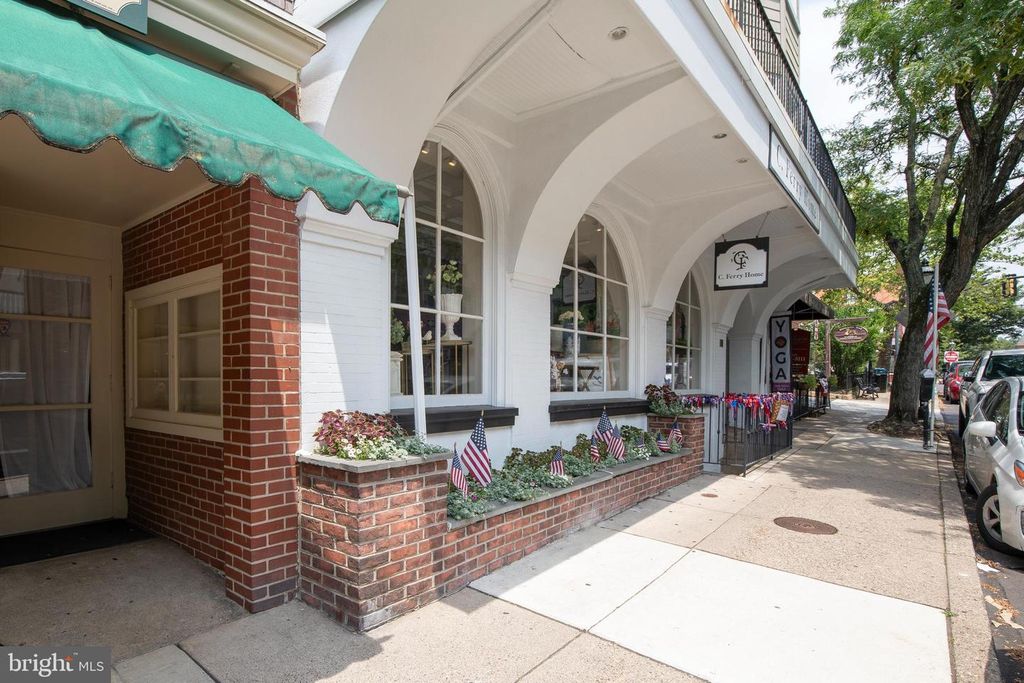 110 E ASHLAND ST, DOYLESTOWN, PA 18901 — photo 2