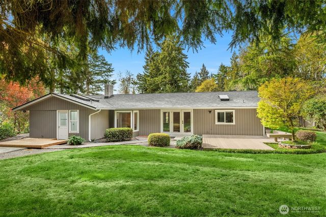 9205 34th Street E, Edgewood, WA 98371