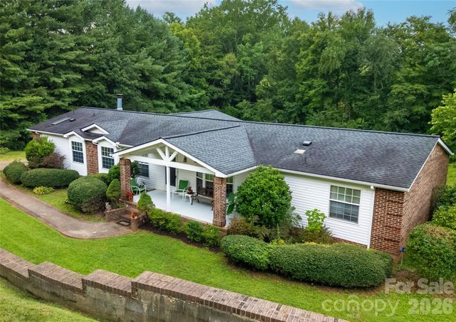 15 Windy Canyon Road, Candler, NC 28715