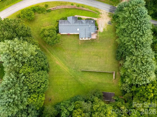 15 Windy Canyon Road, Candler, NC 28715