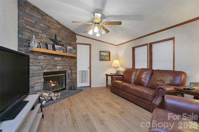 15 Windy Canyon Road, Candler, NC 28715