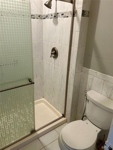 217 Carmel Woods Drive, Ellisville, MO 63021