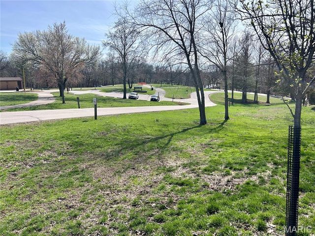 217 Carmel Woods Drive, Ellisville, MO 63021