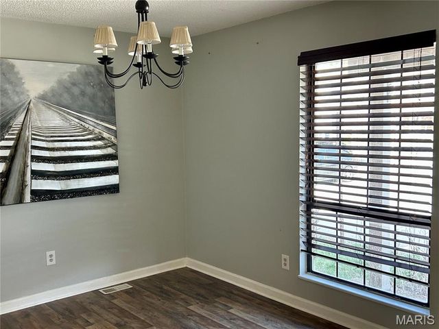 217 Carmel Woods Drive, Ellisville, MO 63021