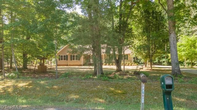 3913 Level Plains Road, Sophia, NC 27350