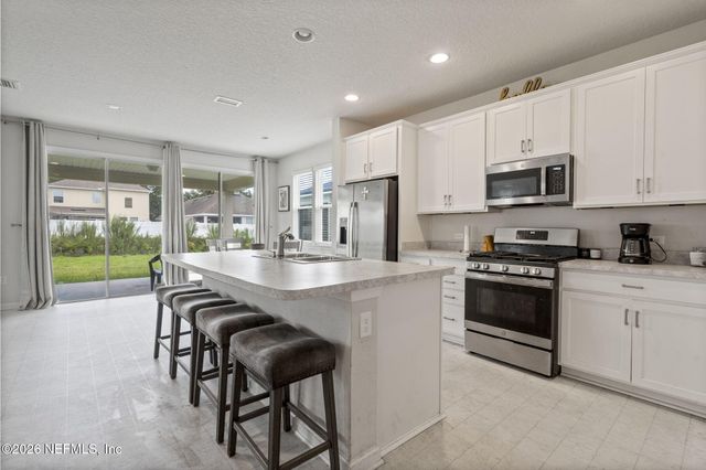 1855 AMBERLY Drive, Middleburg, FL 32068