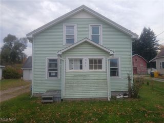 531 W Main Road, Conneaut, OH 44030