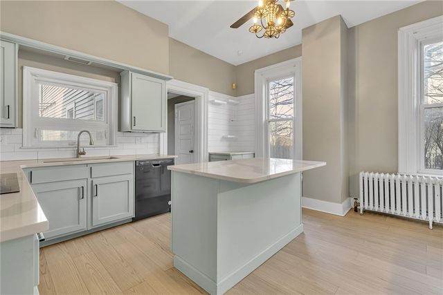 235 College Ave, Beaver, PA 15009