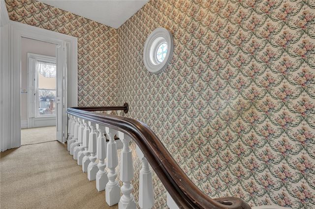 235 College Ave, Beaver, PA 15009