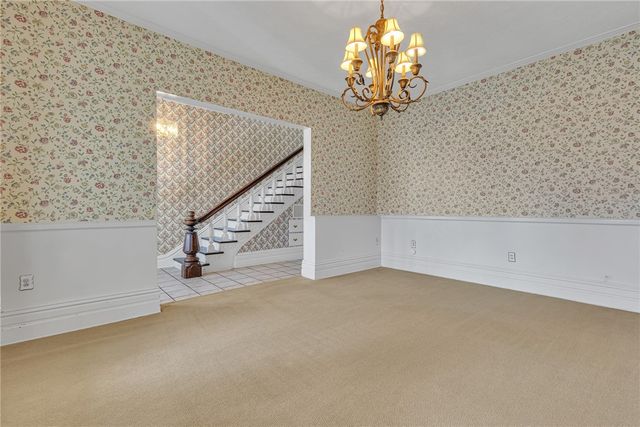 235 College Ave, Beaver, PA 15009